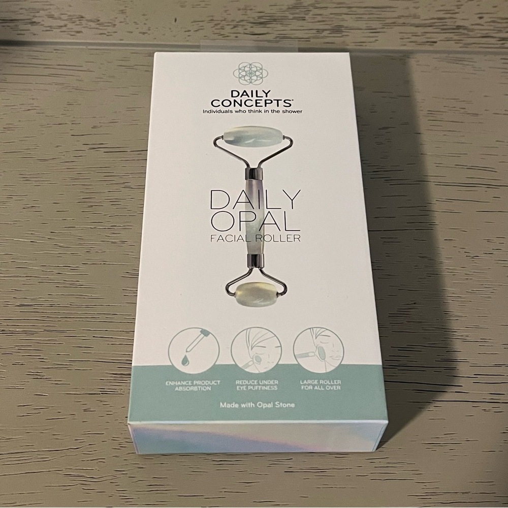NIB Opal Double Sided Facial Roller Massager Daily Concepts 5.5" New in Box